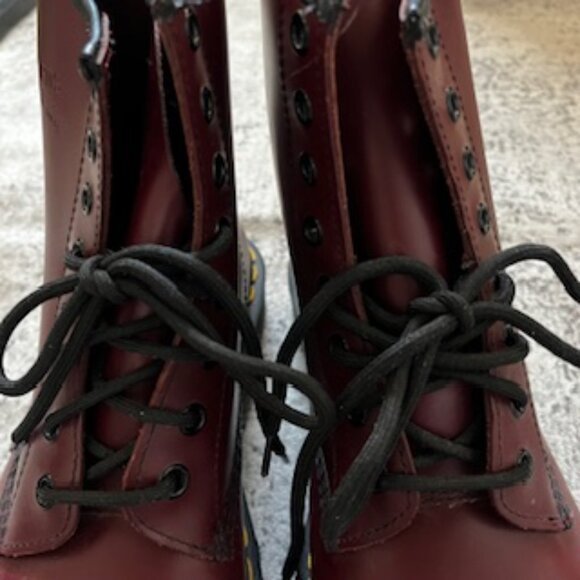 NWOT Dr. Martens Air Cushion Soles 11822 Cherry Red Boots Men’s 9 Ladies 10